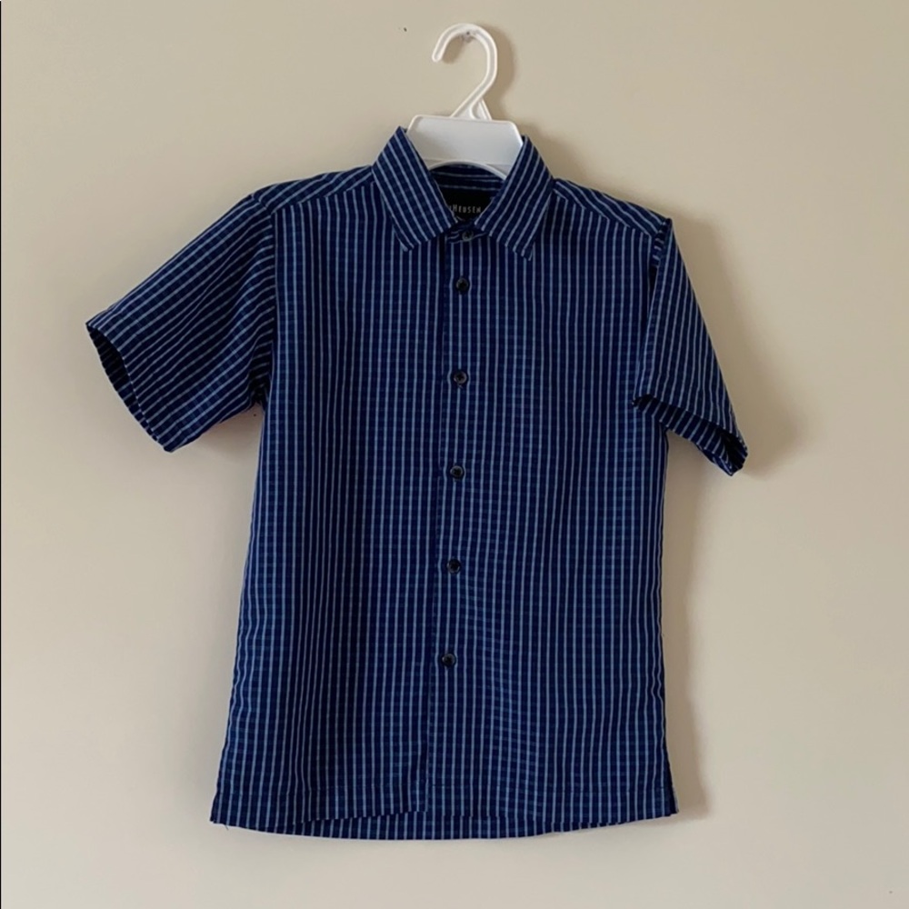 VanHeusen Boy’s Short Sleeves Button Down Shirt
